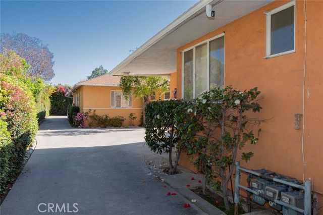 460 S El Molino, Pasadena, CA 91101