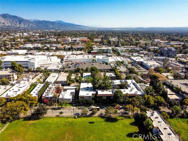 460 S El Molino, Pasadena, CA 91101