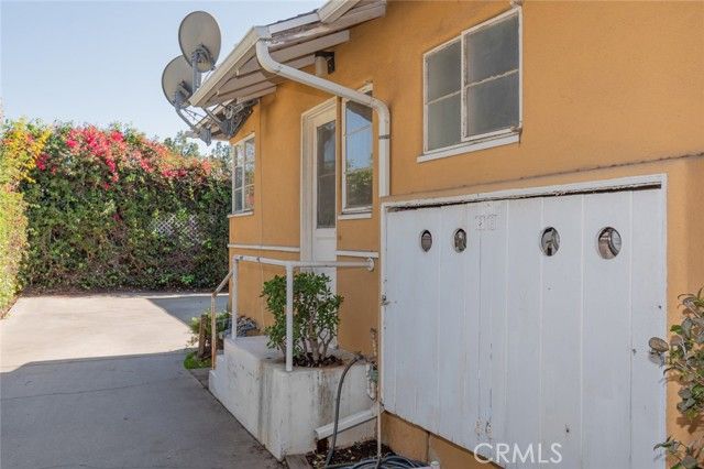 460 S El Molino, Pasadena, CA 91101