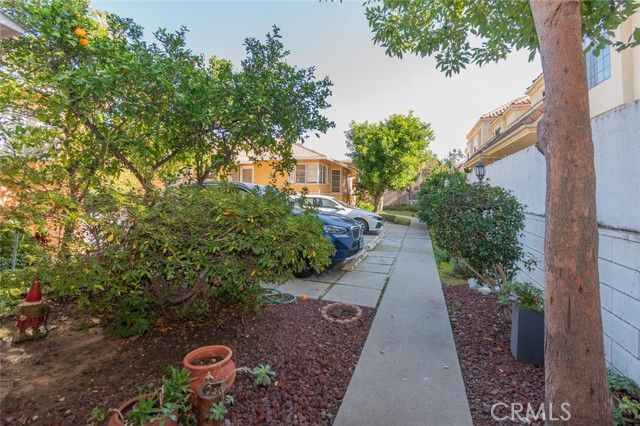 460 S El Molino, Pasadena, CA 91101