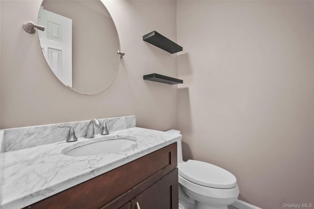 24 Carhart Avenue 318, White Plains, NY 10605