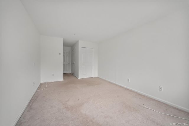 24 Carhart Avenue 318, White Plains, NY 10605