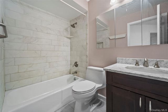 24 Carhart Avenue 318, White Plains, NY 10605