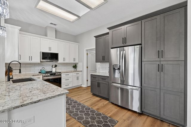 6258 Saint Thomas Court, Port Orange, FL 32128