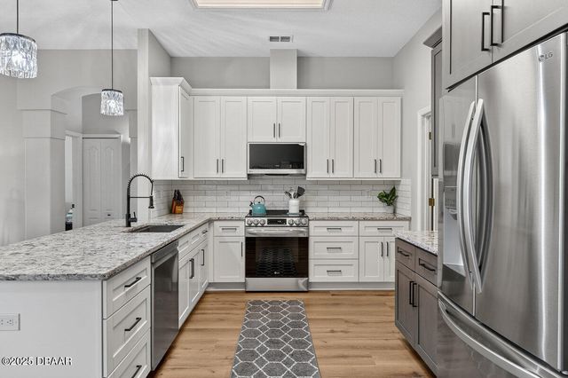 6258 Saint Thomas Court, Port Orange, FL 32128