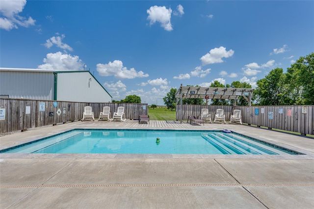 2858 Fields Road, El Reno, OK 73036