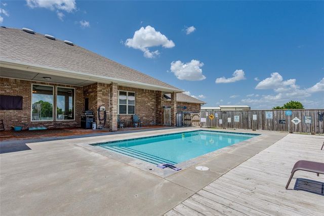 2858 Fields Road, El Reno, OK 73036