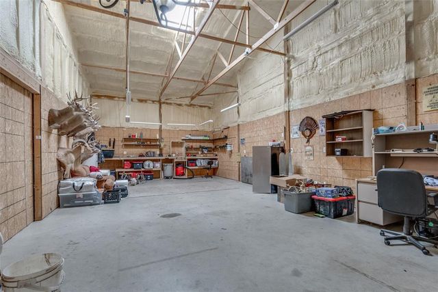 2858 Fields Road, El Reno, OK 73036