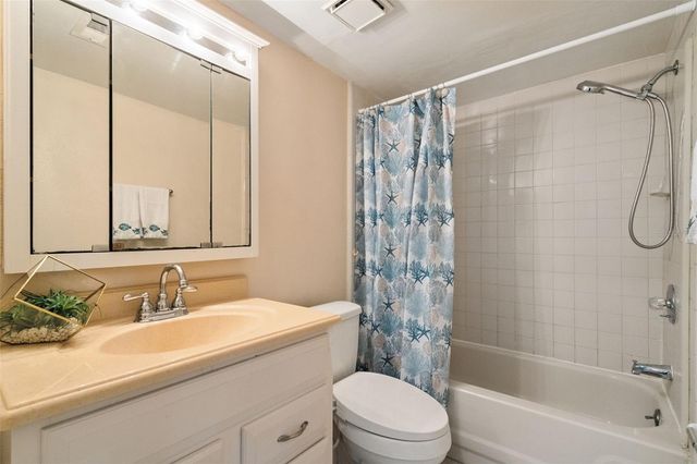 1716 LAFAYETTE CT 1716, Orlando, FL 32807