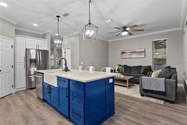 1014 E HAMILTON AVENUE, Tampa, FL 33604