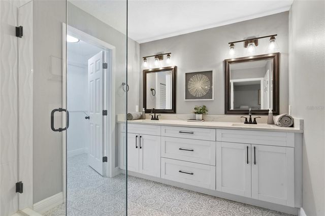 1014 E HAMILTON AVENUE, Tampa, FL 33604