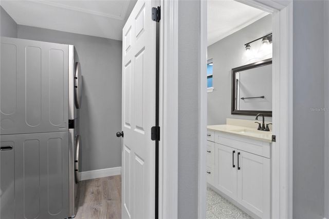 1014 E HAMILTON AVENUE, Tampa, FL 33604