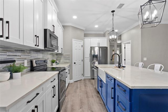 1014 E HAMILTON AVENUE, Tampa, FL 33604