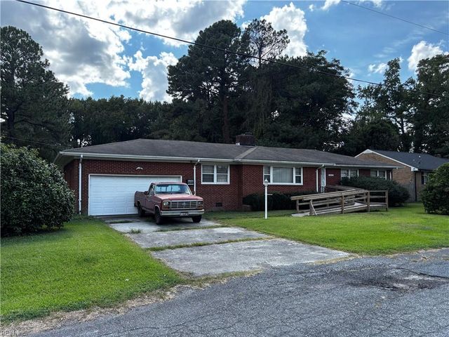 1510 Landsworth ST, Chesapeake, VA 23324