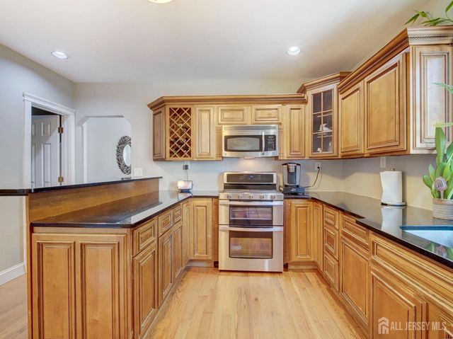 611 PENN Street, Perth Amboy, NJ 08861