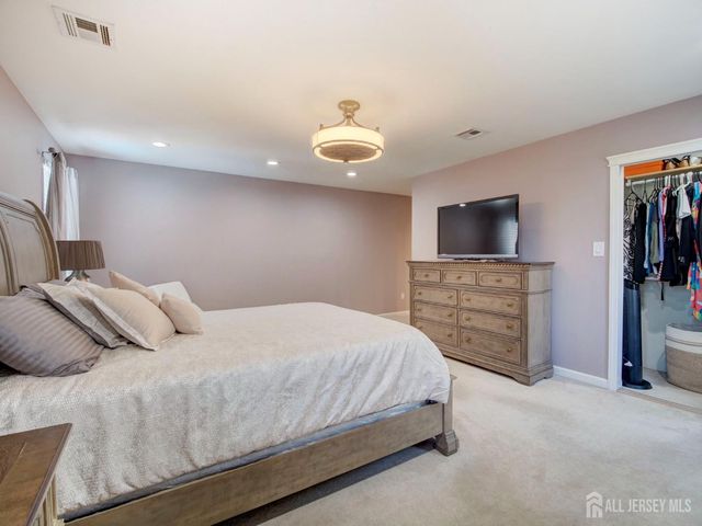 611 PENN Street, Perth Amboy, NJ 08861