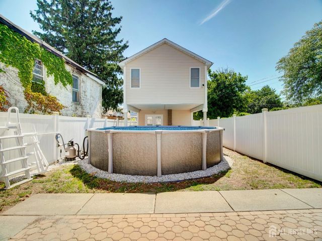 611 PENN Street, Perth Amboy, NJ 08861