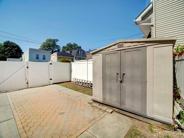 611 PENN Street, Perth Amboy, NJ 08861