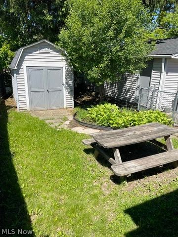 1544 Wyandotte Avenue, Lakewood, OH 44107