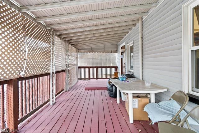 1544 Wyandotte Avenue, Lakewood, OH 44107