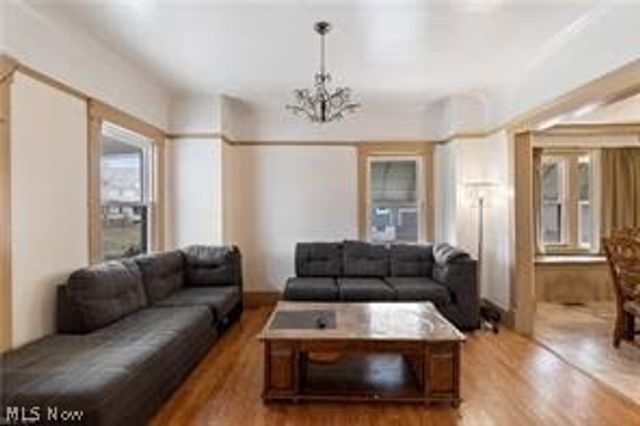1544 Wyandotte Avenue, Lakewood, OH 44107