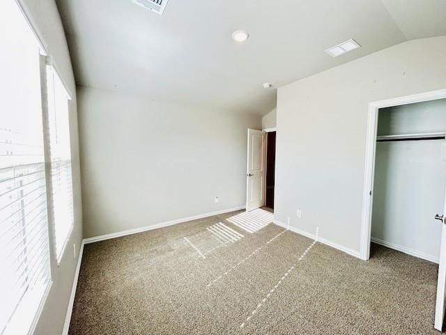2215 Gustavus Dr, Sherman, TX 75092