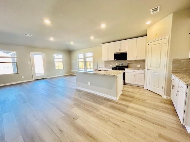 2215 Gustavus Dr, Sherman, TX 75092