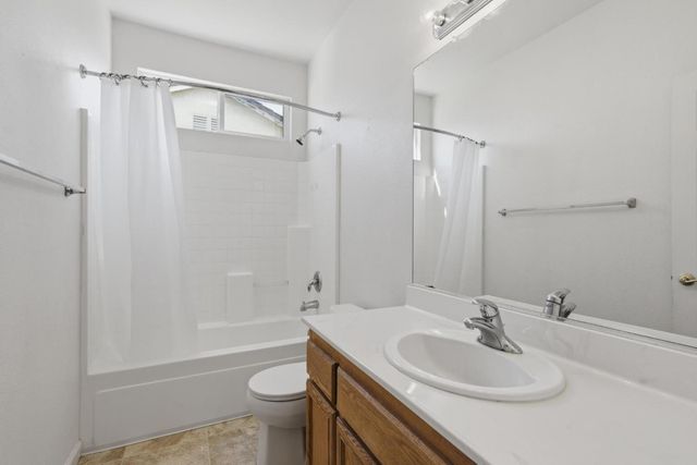 653 Waterfowl Way, Williams, CA 95987