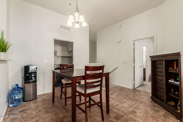 2725 E MINE CREEK Road 2022, Phoenix, AZ 85024