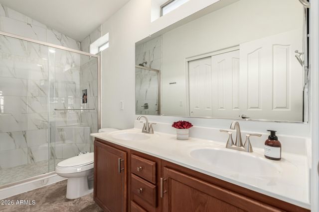 2725 E MINE CREEK Road 2022, Phoenix, AZ 85024