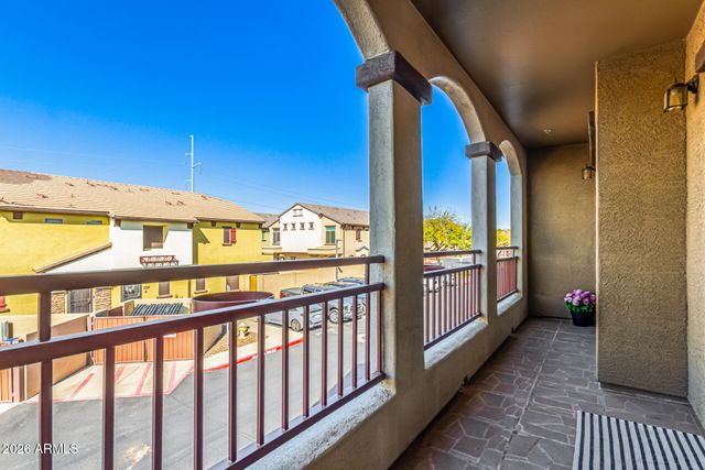 2725 E MINE CREEK Road 2022, Phoenix, AZ 85024