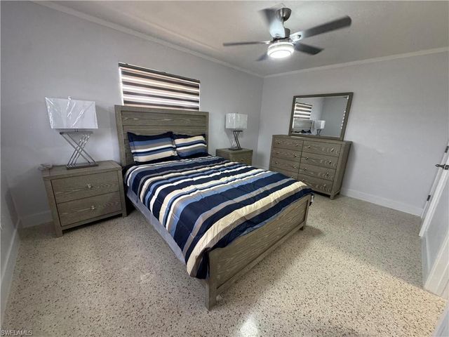 2231 Isle Of Pines AVE, Fort Myers, FL 33905