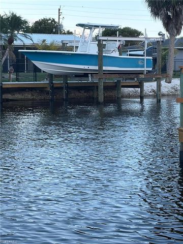 2231 Isle Of Pines AVE, Fort Myers, FL 33905