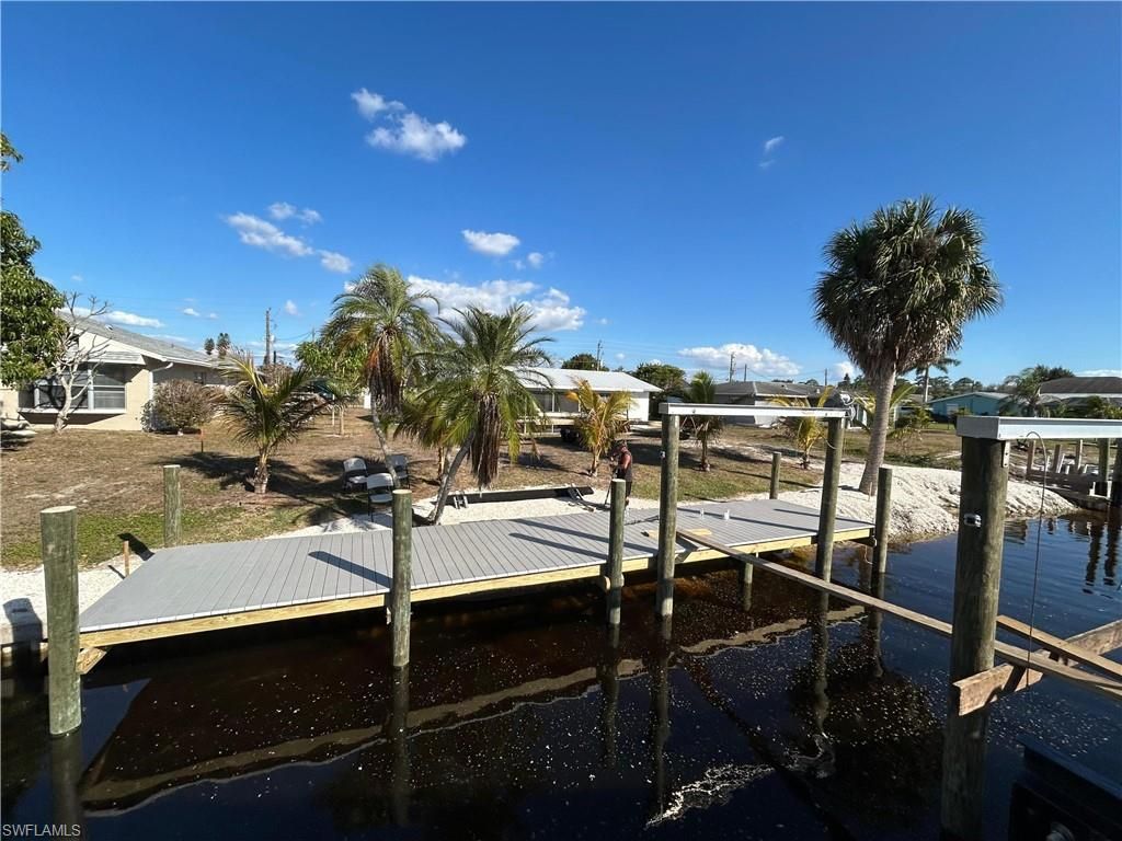 2231 Isle Of Pines AVE, FORT MYERS, FL 33905 — photo 2