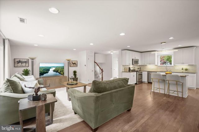 12912 STALLION CT, Potomac, MD 20854
