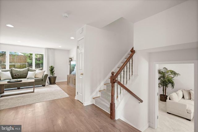 12912 STALLION CT, Potomac, MD 20854