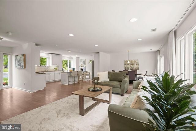 12912 STALLION CT, Potomac, MD 20854