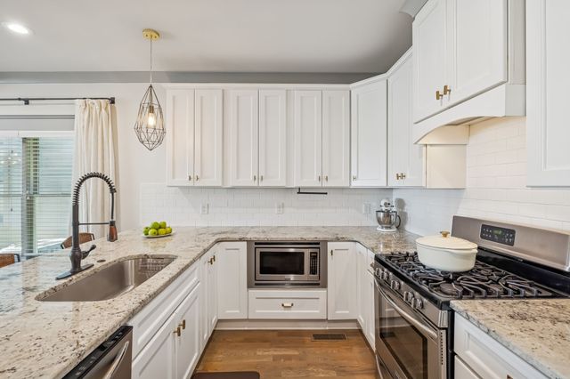 1805B Sevier St, Nashville, TN 37206