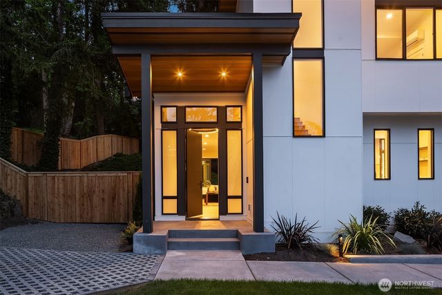 1208 211th Place, Sammamish, WA 98074