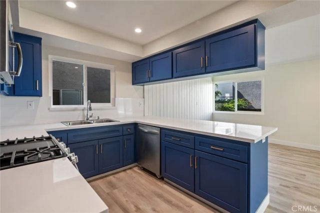 845 2nd Street, Hermosa Beach, CA 90254