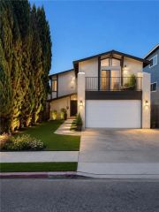 845 2nd Street, Hermosa Beach, CA 90254
