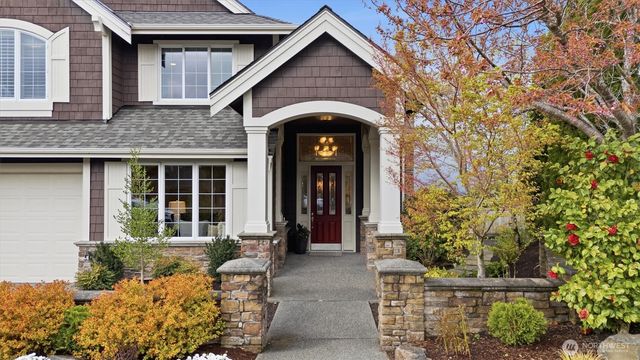 2734 NE Daphne Street, Issaquah, WA 98029