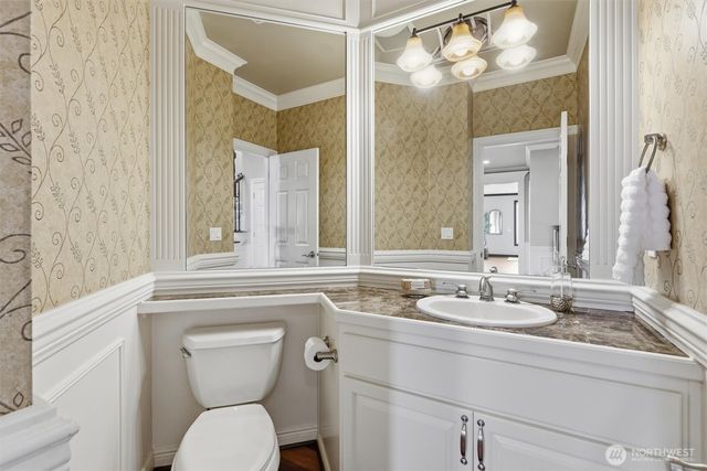 2734 NE Daphne Street, Issaquah, WA 98029