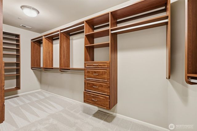 2734 NE Daphne Street, Issaquah, WA 98029