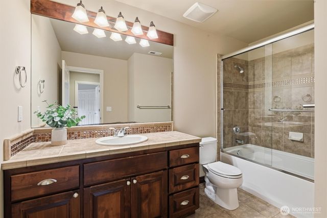 2734 NE Daphne Street, Issaquah, WA 98029