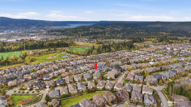 2734 NE Daphne Street, Issaquah, WA 98029