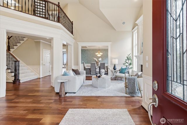 2734 NE Daphne Street, Issaquah, WA 98029