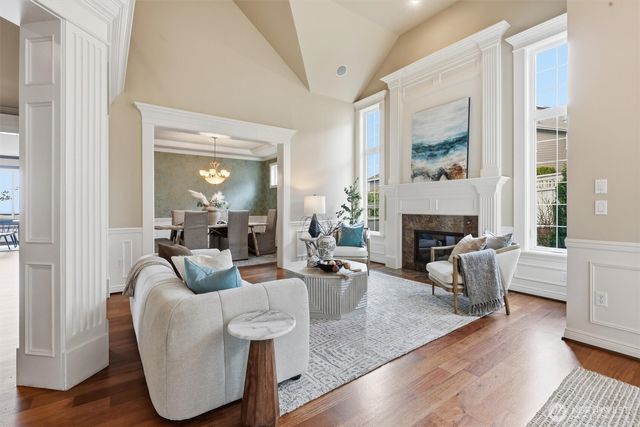 2734 NE Daphne Street, Issaquah, WA 98029