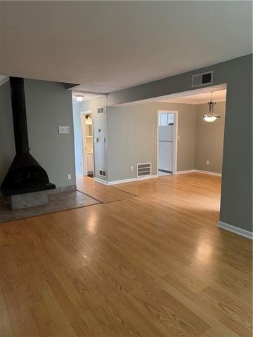 2638 Briarwood Drive SE, Marietta, GA 30067