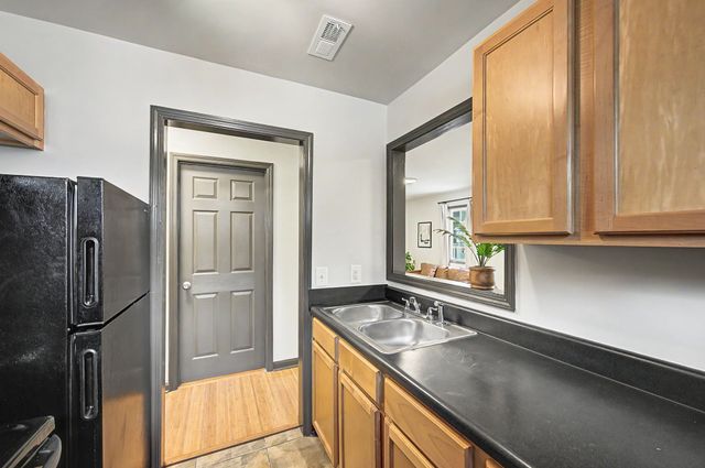 710 Douglas Ave, Nashville, TN 37207